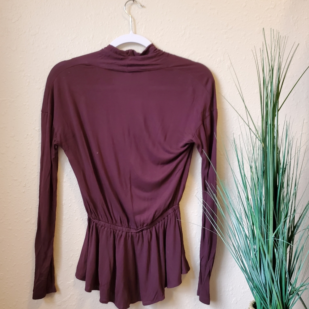 ARITZIA WILFRED Maroon V Neck Pleated Cinched Top - Picture 4 of 5